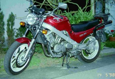 Honda NTV 650 Revere