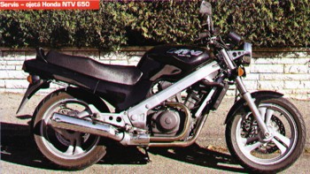 Honda NTV 650 Revere